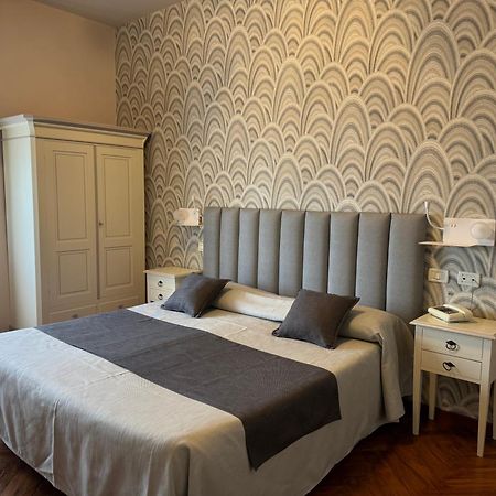 Hotel Bellevue Gardone Riviera Kültér fotó