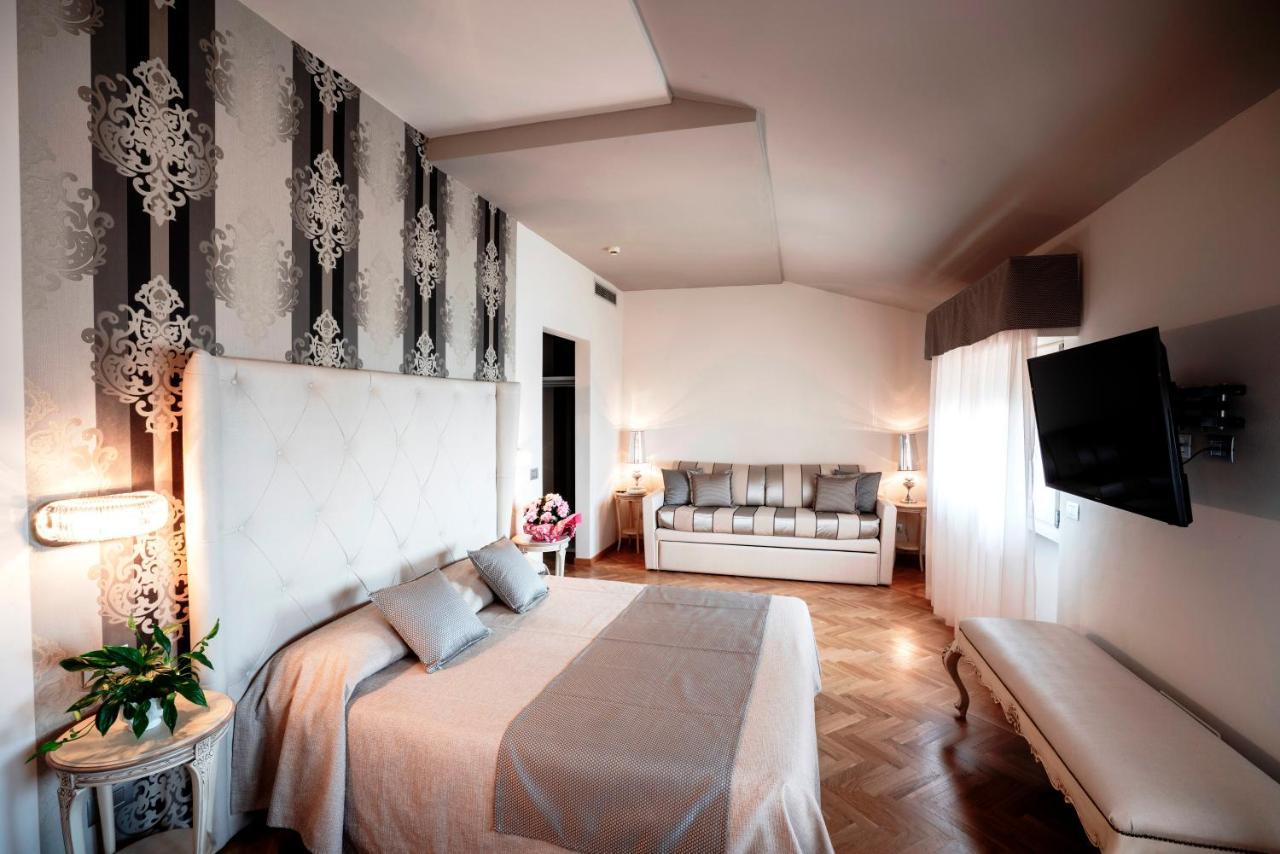 Hotel Bellevue Gardone Riviera Kültér fotó