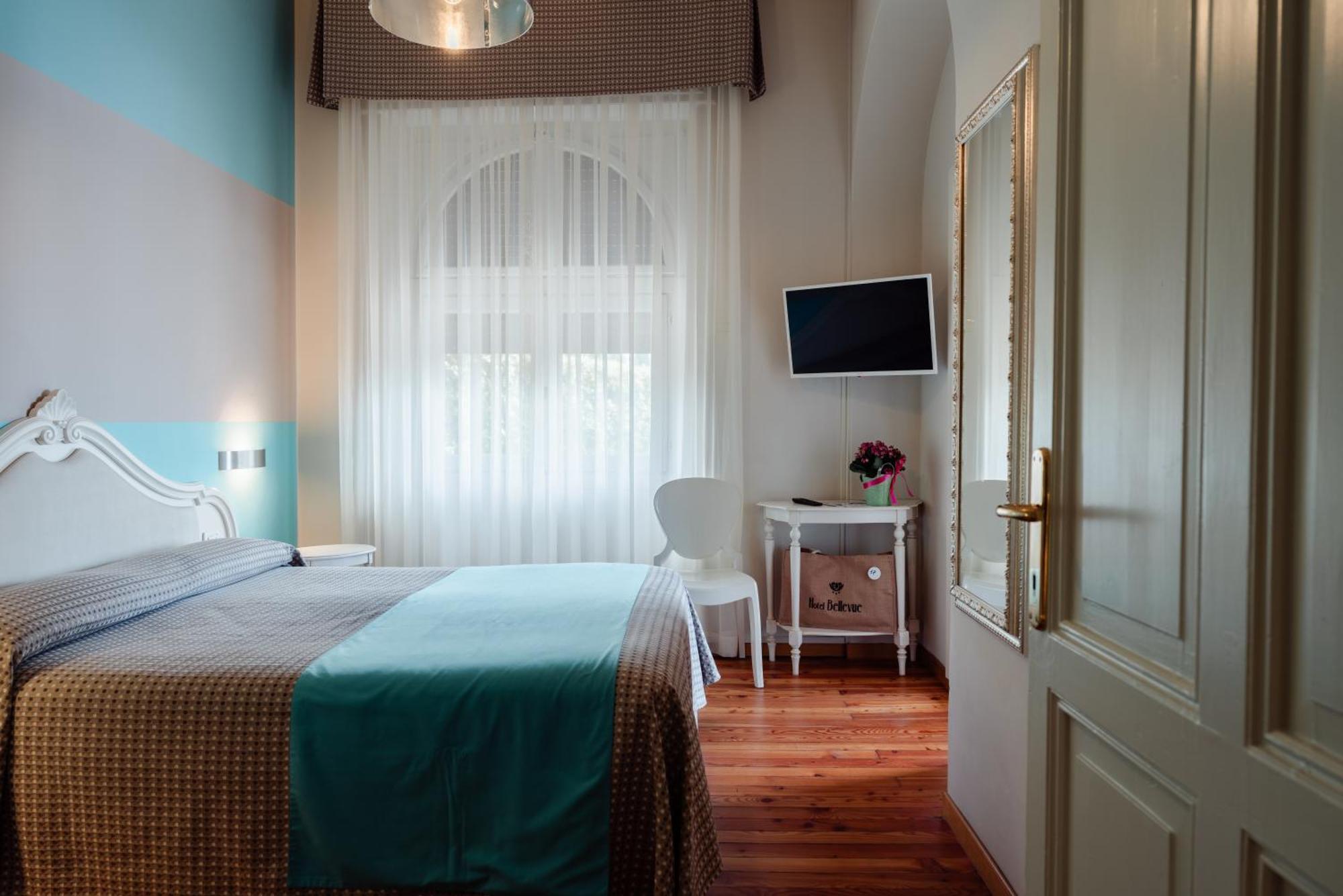 Hotel Bellevue Gardone Riviera Kültér fotó